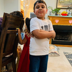 Meet your Posher, Talha